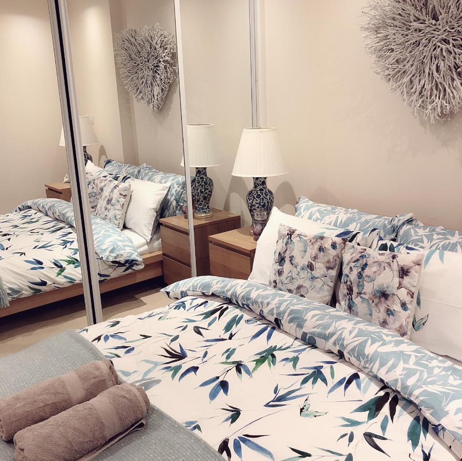 Soak Up The Light At A Soothing, Stylish Apartment In Swansea Marina Εξωτερικό φωτογραφία