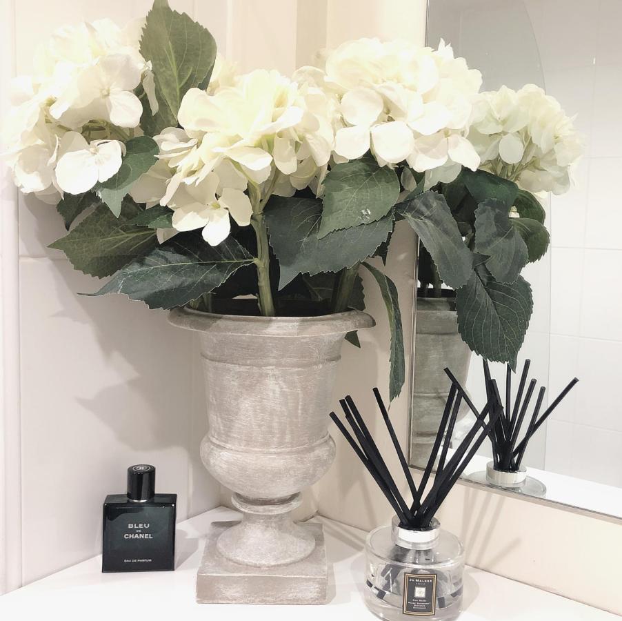 Soak Up The Light At A Soothing, Stylish Apartment In Swansea Marina Εξωτερικό φωτογραφία